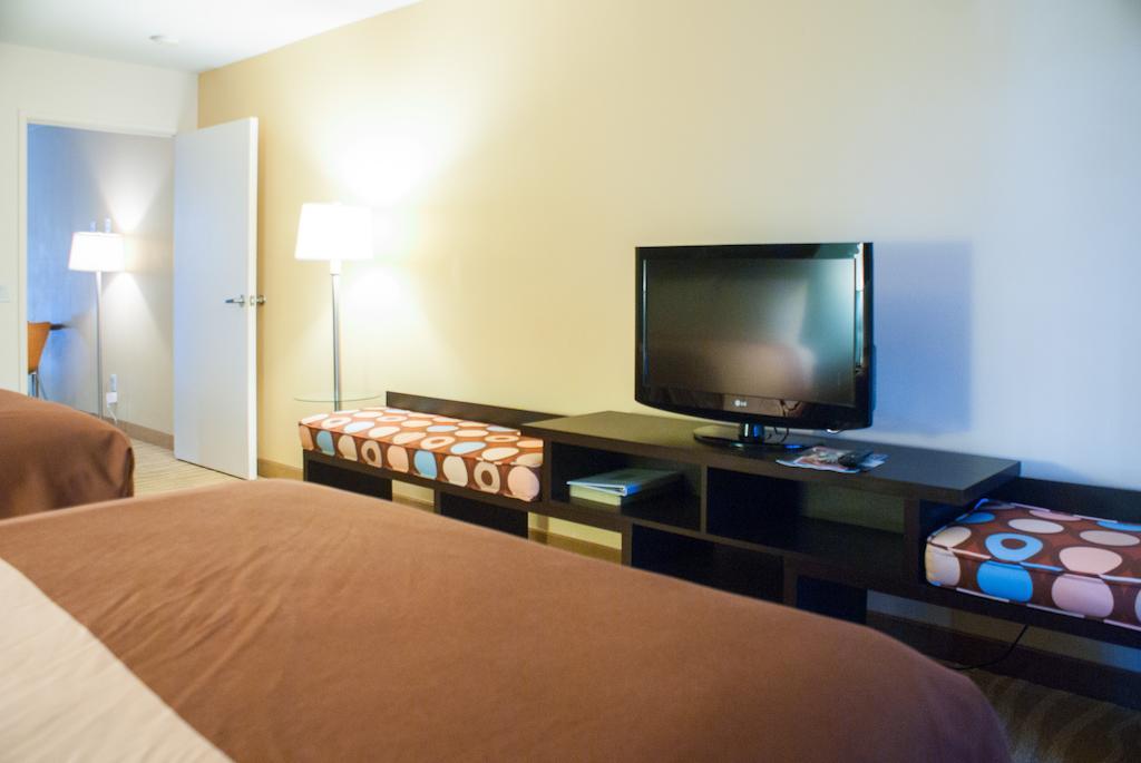 Super 8 By Wyndham Indio Hotel Bilik gambar